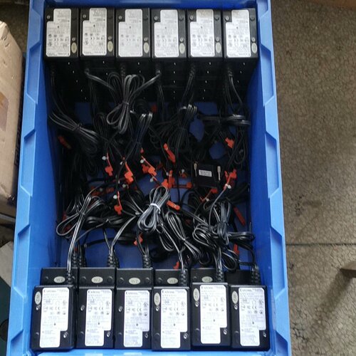 溢价-EXTRON电源适配器2832757LF12V1.5A