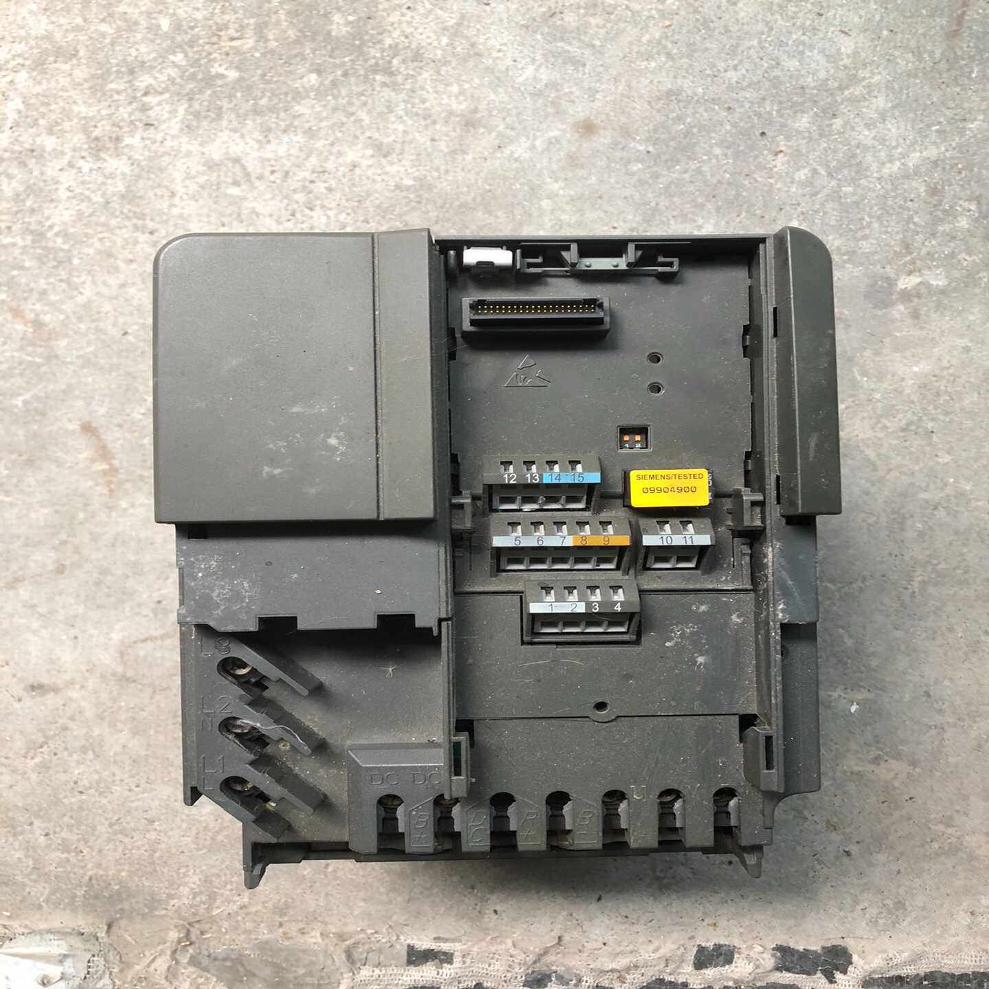 变频器6SE6420-2AD22-2BA1，无盖板询价