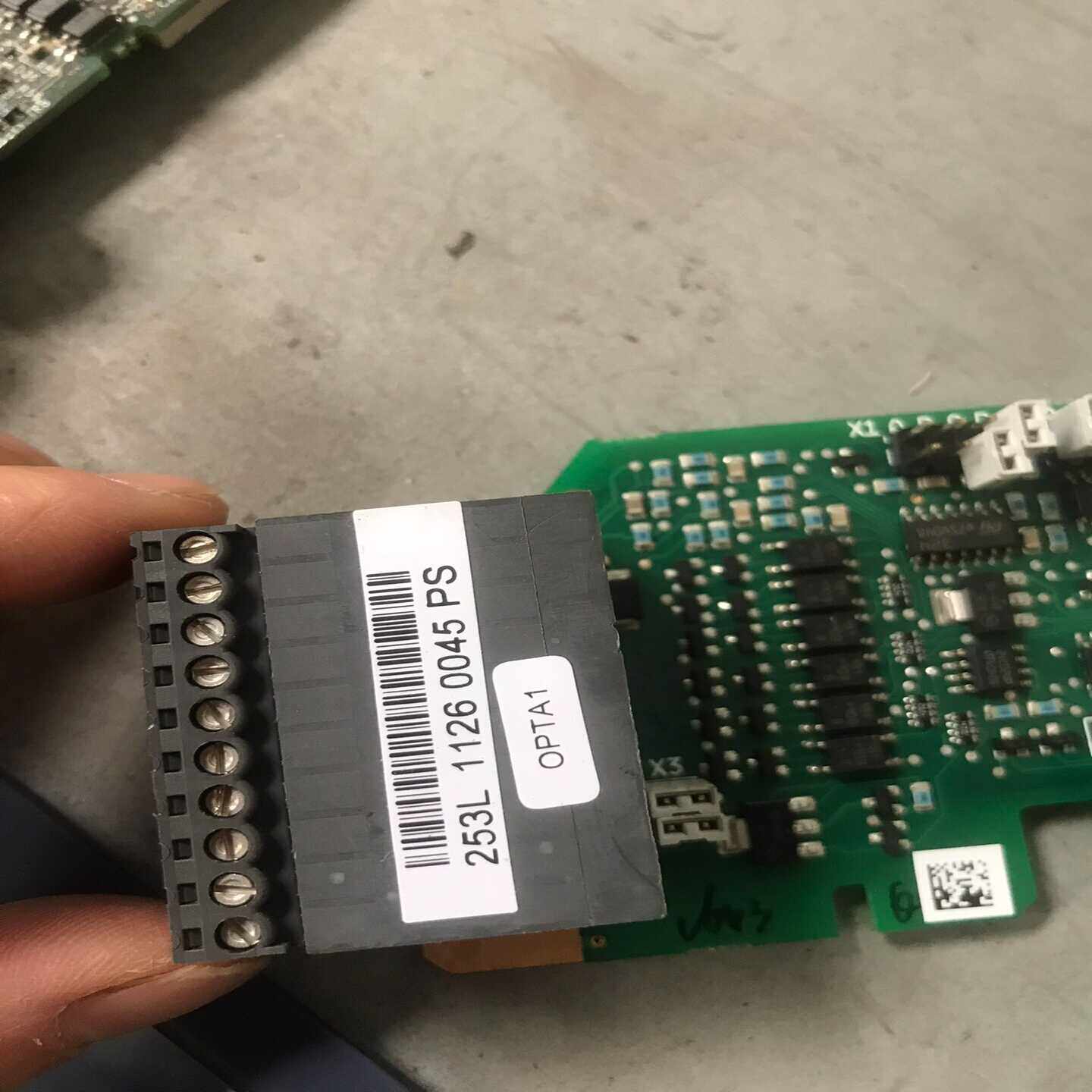 伟肯变频器IO板OPTAA实物拍摄原装拆机质量保证现-议价