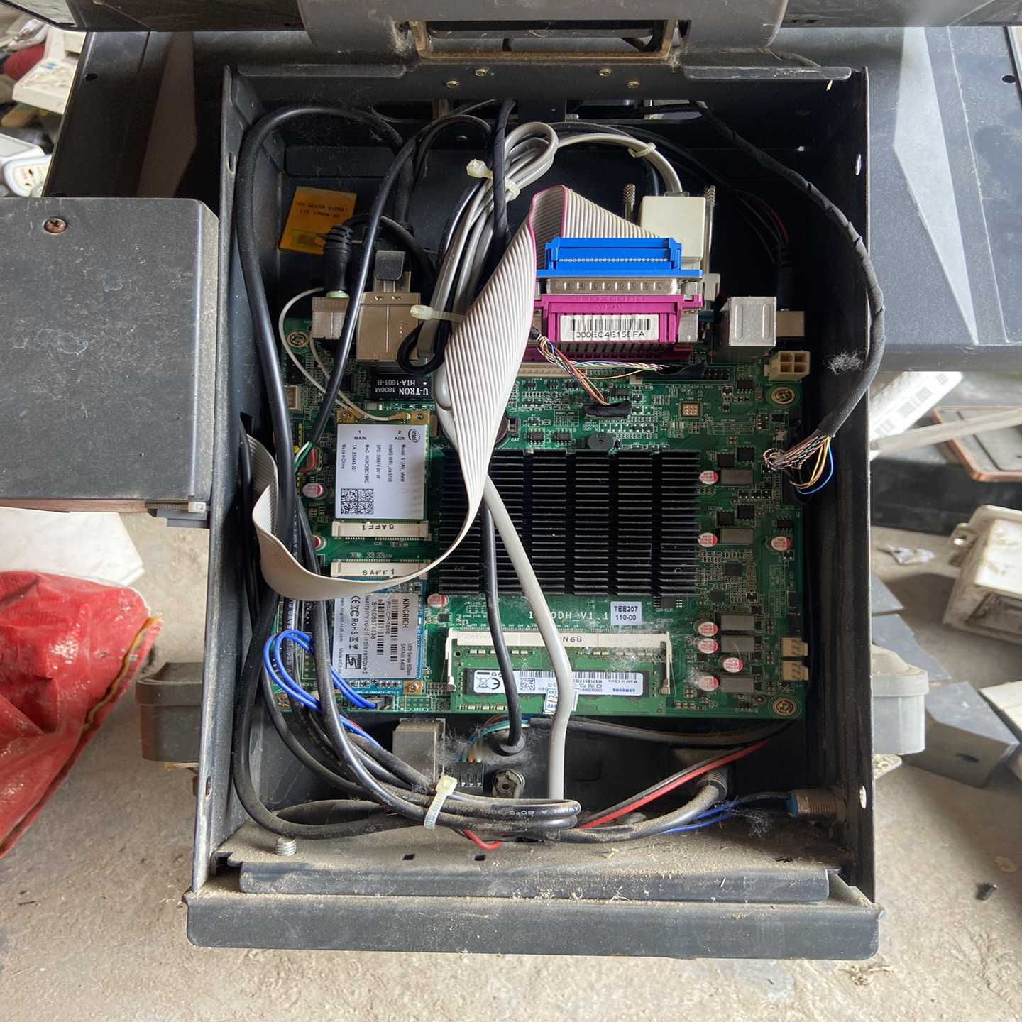 原装拆机主板，型号J1800D2E，配有IntelWiFi--议价商品