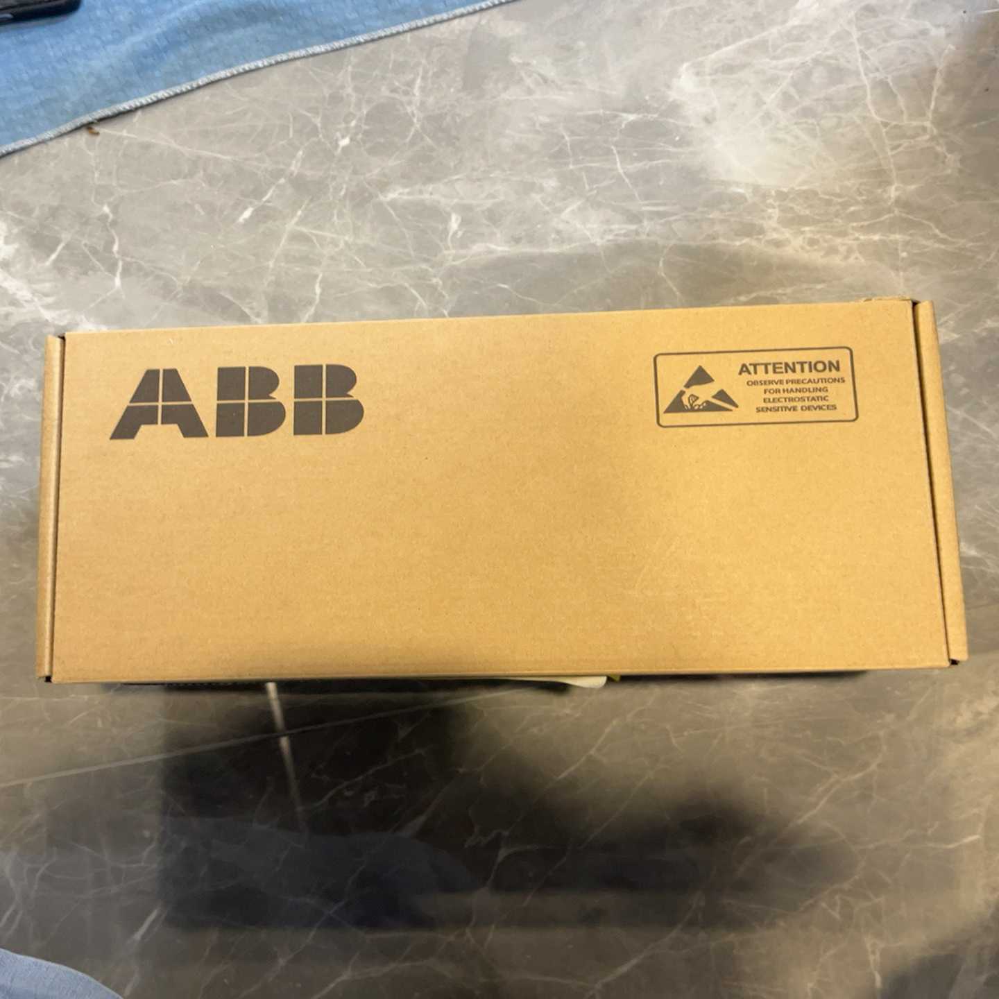询价全新ABB变频器IGBT模块驱动板，型号FS450R17K