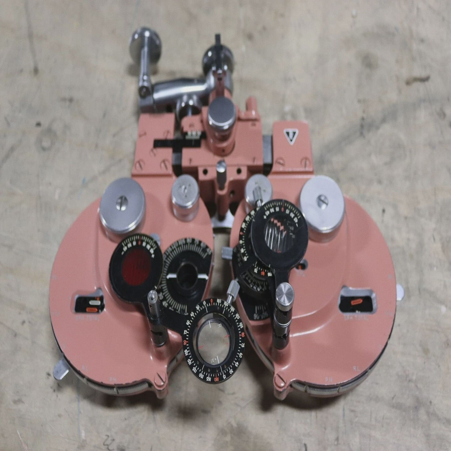 Bausch&Lomb粉色验光师折射器