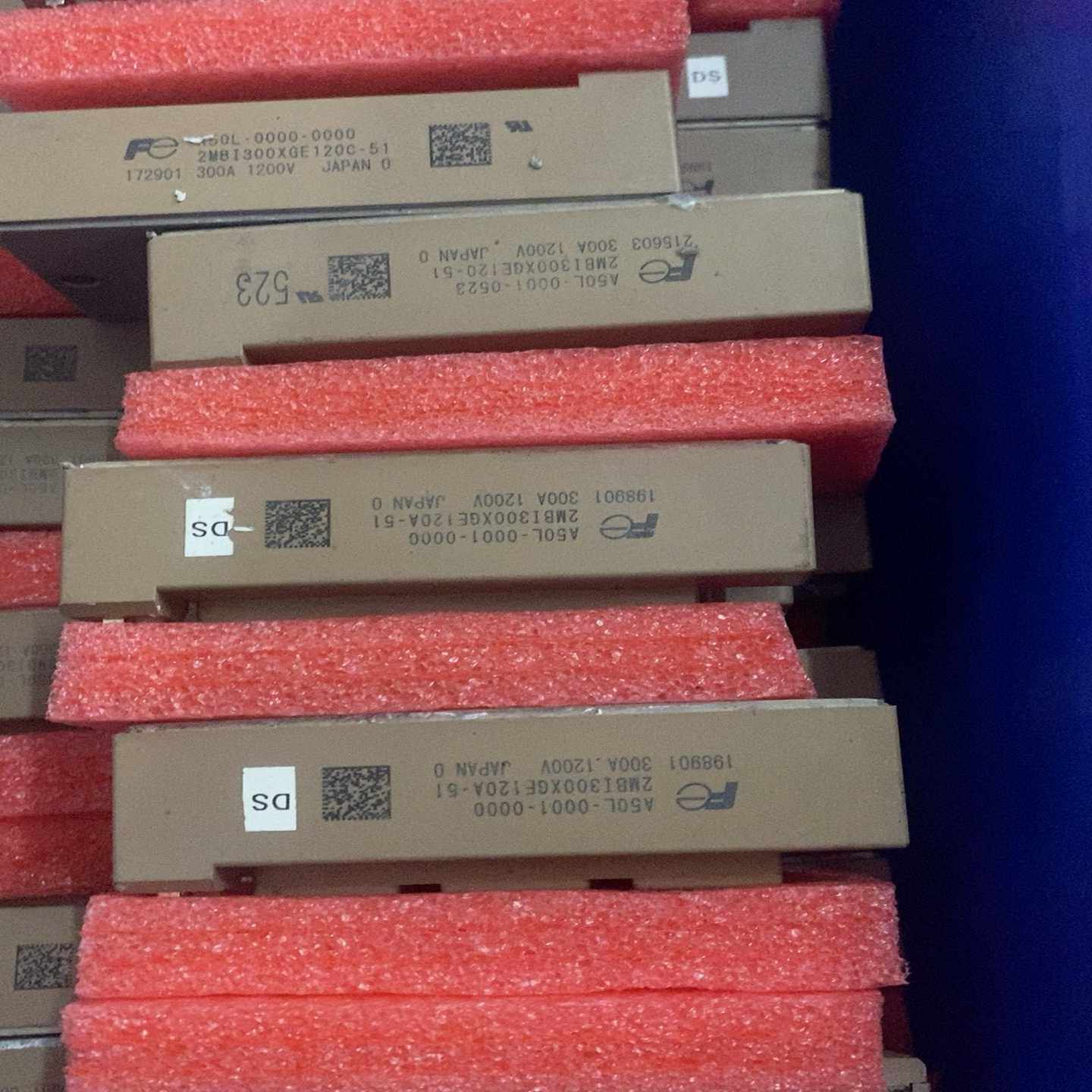 (询价)2MBI300XGE130-51 模块