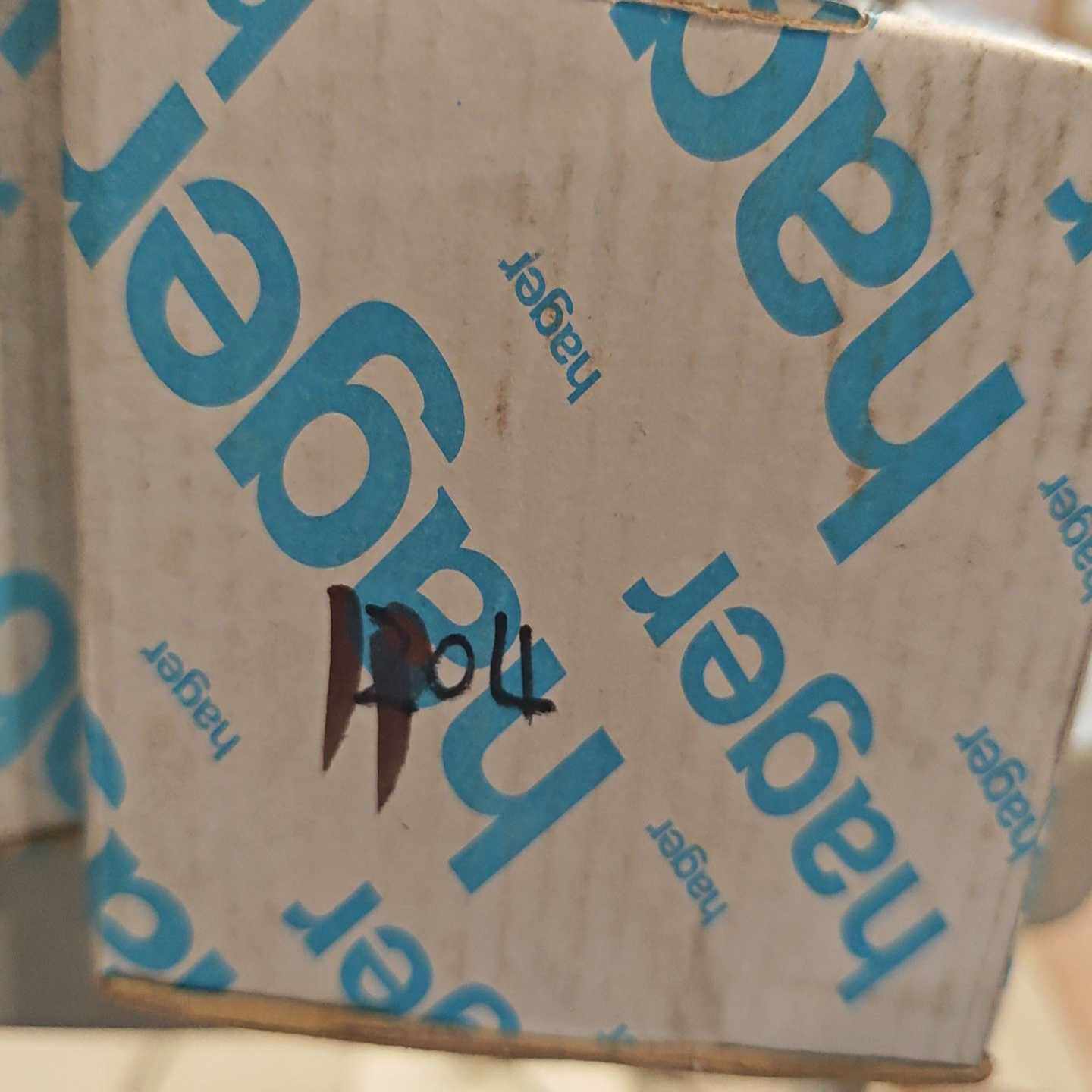 法国海格Hager空气开关MC204P，C4规格，6000A--议价商品