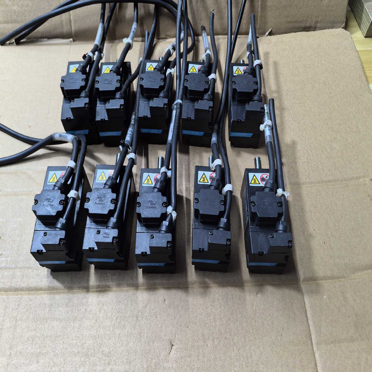 询价汇川MS1H1-10B30CB-A330Z伺服电机100W，~可接维修