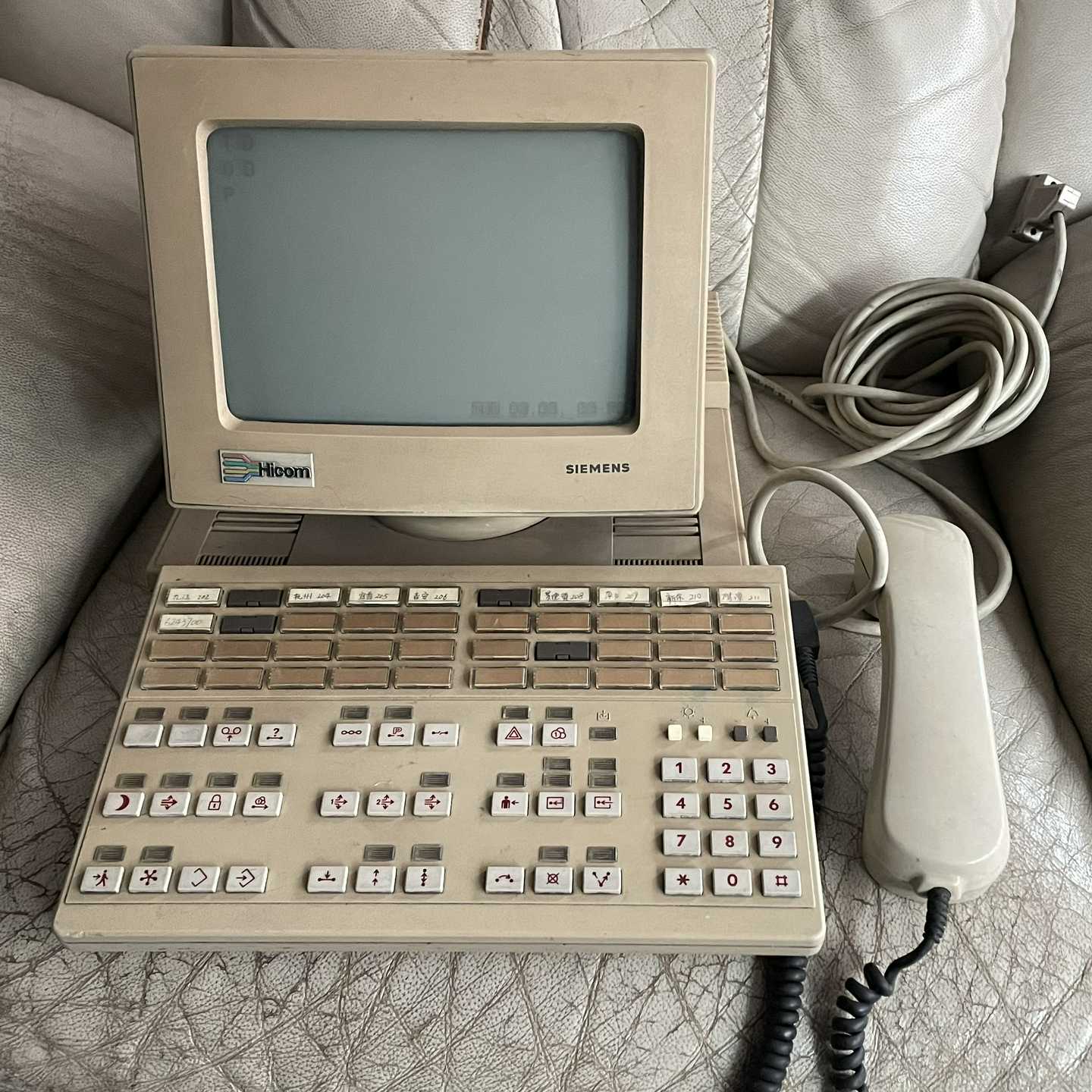 西门子7寸crt显像管显示器加键盘不能使用-议价