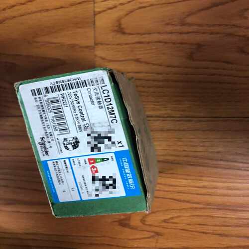 施耐德LC1D12M7C接触器，全新1个，实物拍摄，标价包邮~议价