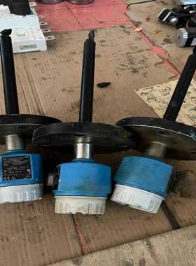 PORAPR-DPA-100数字伺服控制器，，成色如图。--议价商品