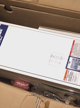 P00C04J 15HP AC DRIVE SQUARE D 3 PHASE 460VAC NEW