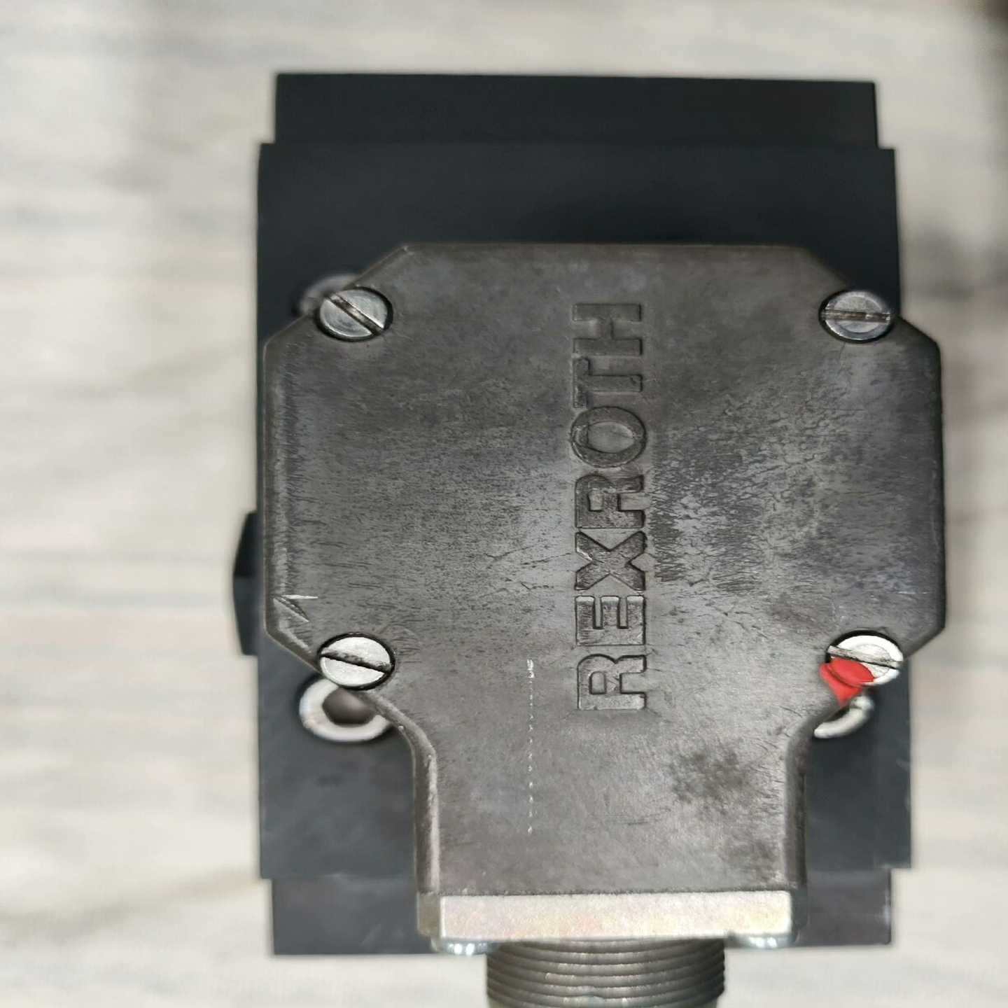 R9009492854WS2EM10-52/30B11询价