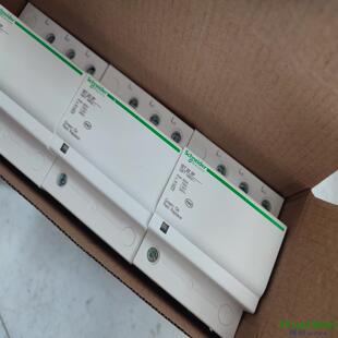 ;议价 IST 20KA 3P20KA浪涌保护器有四只装