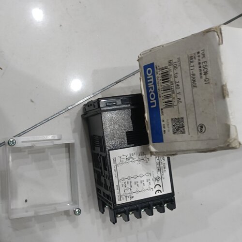 全新正品欧姆龙温控器 E5CN-QT，原装带包装，日本制造，-议价201