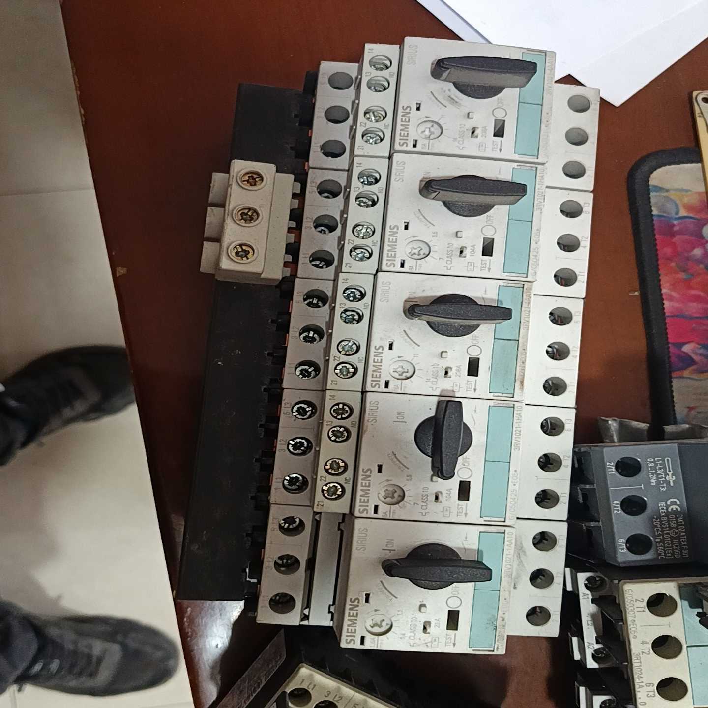 ，3RT1024*3RV1021适用