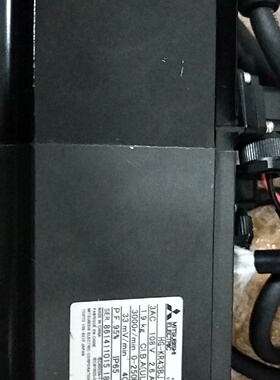 议价进口三菱原装J4伺服电机一个型号HG一KR43BJ成色相议价