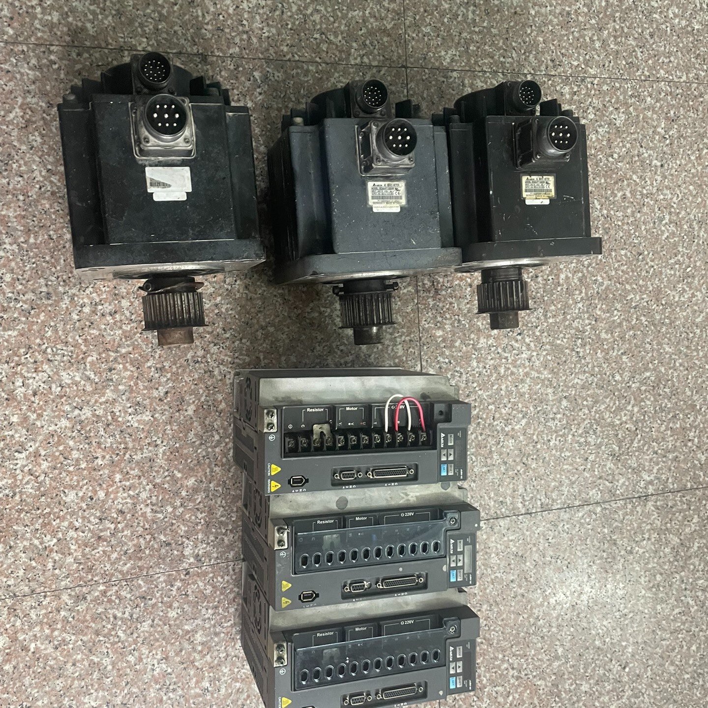 台达B2驱动电机伺服套装ASDB23023B电机EC议价,电子元器件市场,其它元器件,淘宝优惠券,粉丝福利购,淘宝优惠卷