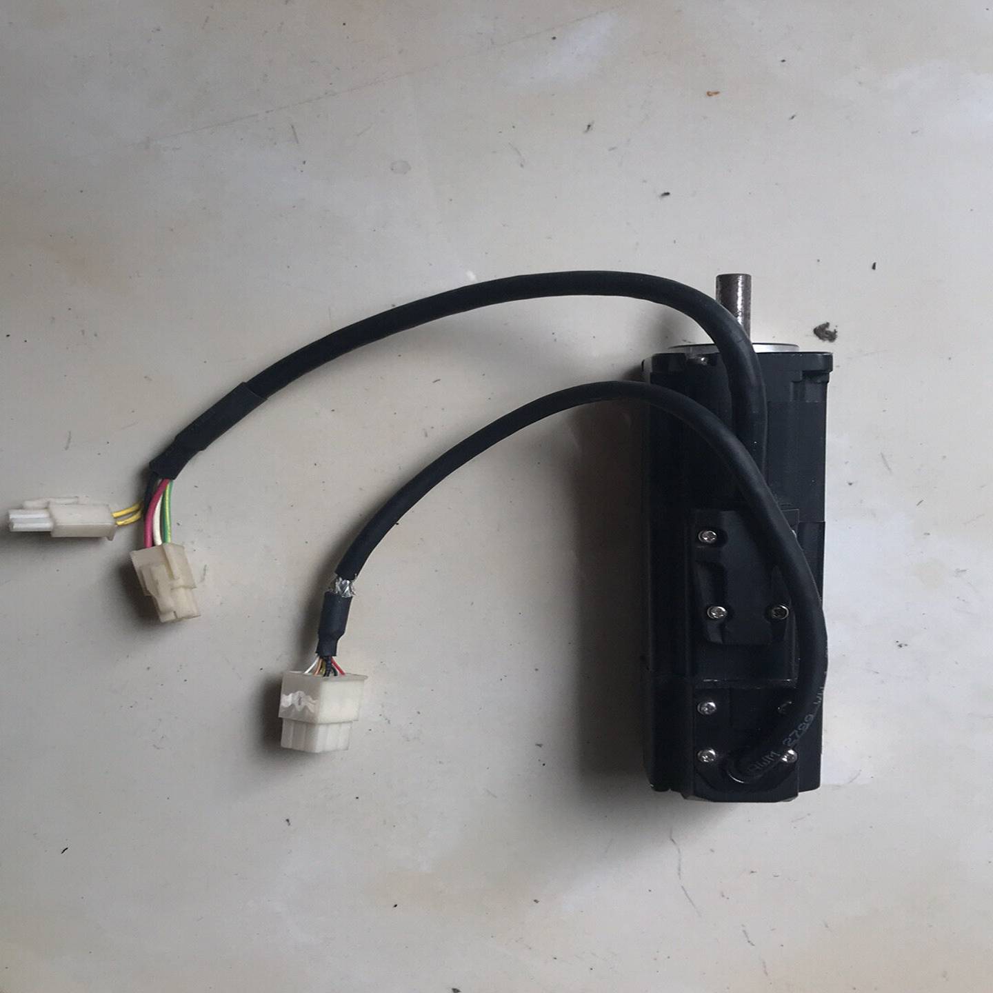 韩国DASAROBOT电机80wDANZ-A8BE1B2韩--议价商品