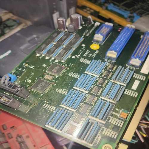 QY231  三菱IO板  三菱M520系统IO板  包好，一议价商品