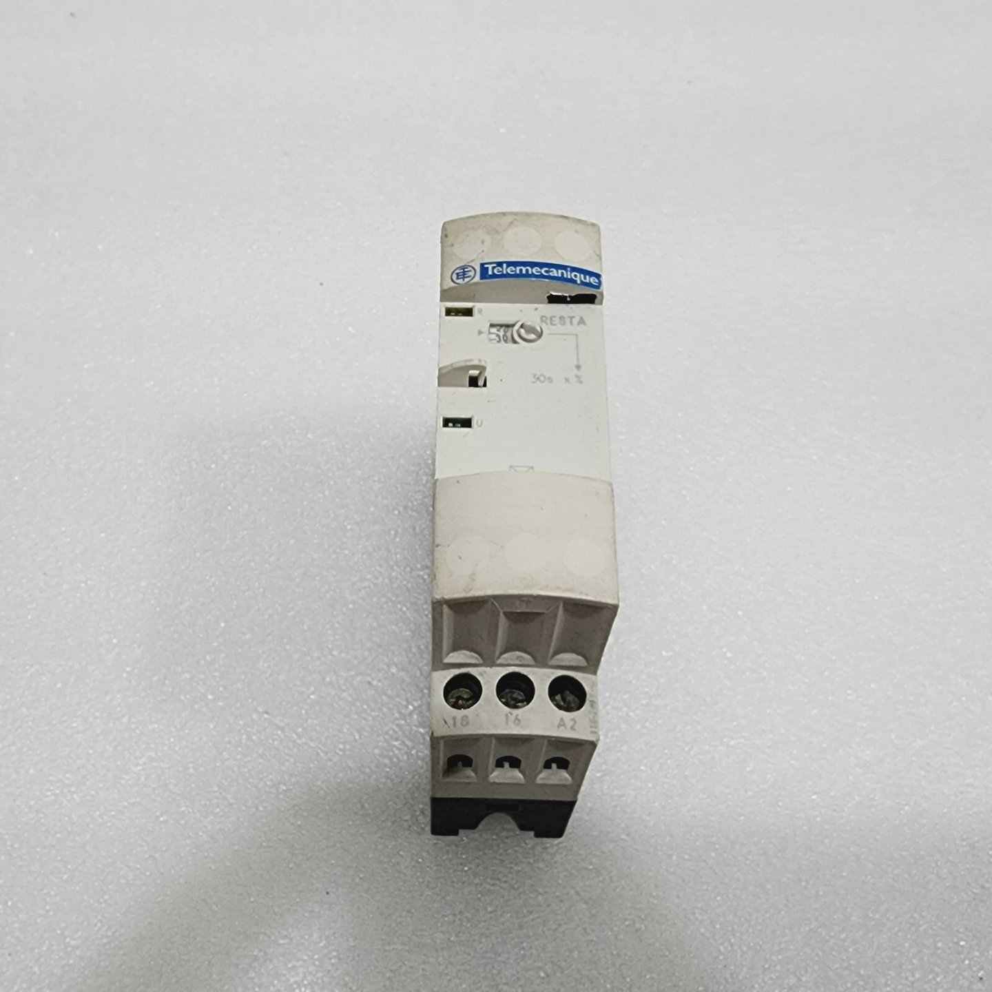 RE8TA31BUTIMINGRELAY110-240VAC/24VAC-DC0.3S-30S