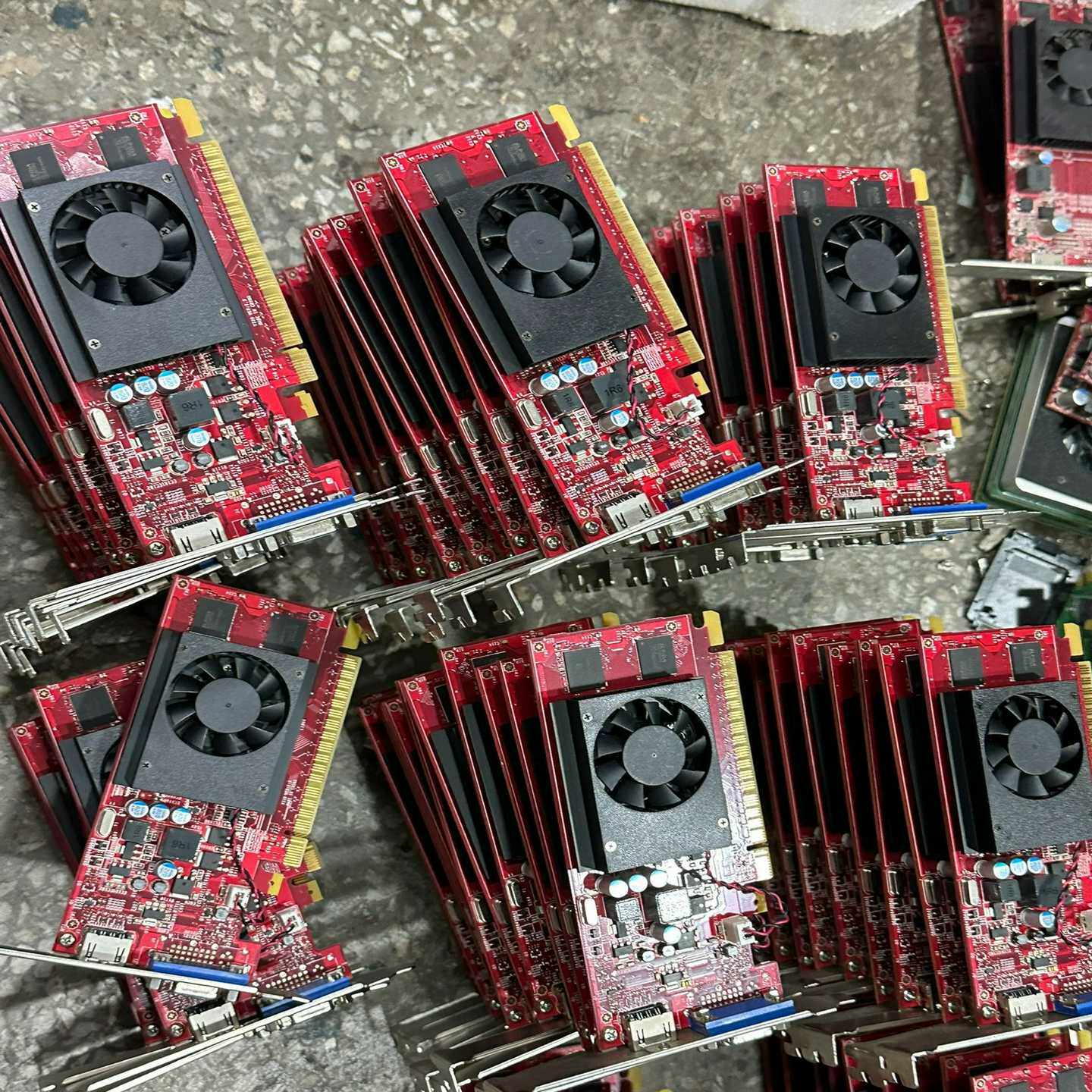 100张宝龙达微星gt7301g显卡2G显卡全接口VG--议价商品