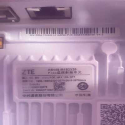 junipe詹博 EX2200-24T-4G 24口千兆交换
