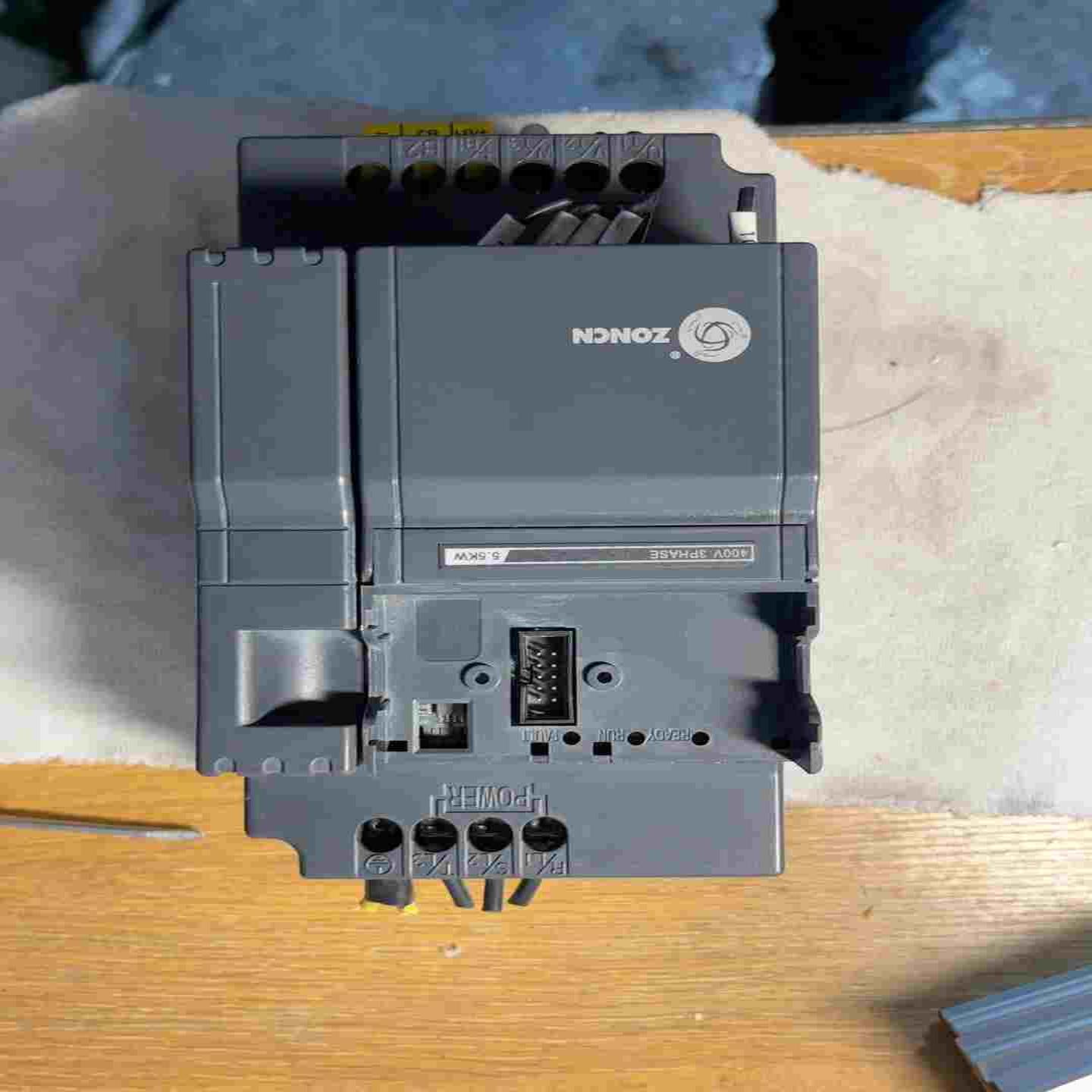 众辰变频器Z2400-5R5G 380v 55KW拆机包议价商品