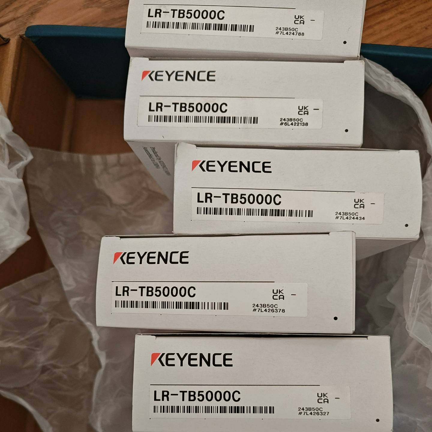 基恩士LR-TB5000C   激光传感器，全新原装的，盒码{议价}