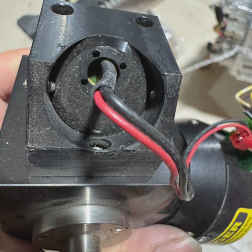 询-CLASS 3B LASER  810852nm 50nm