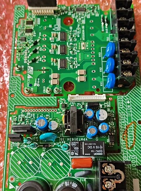 寻《安川变频器CIMRVB4X0007BBA电源驱动板v1