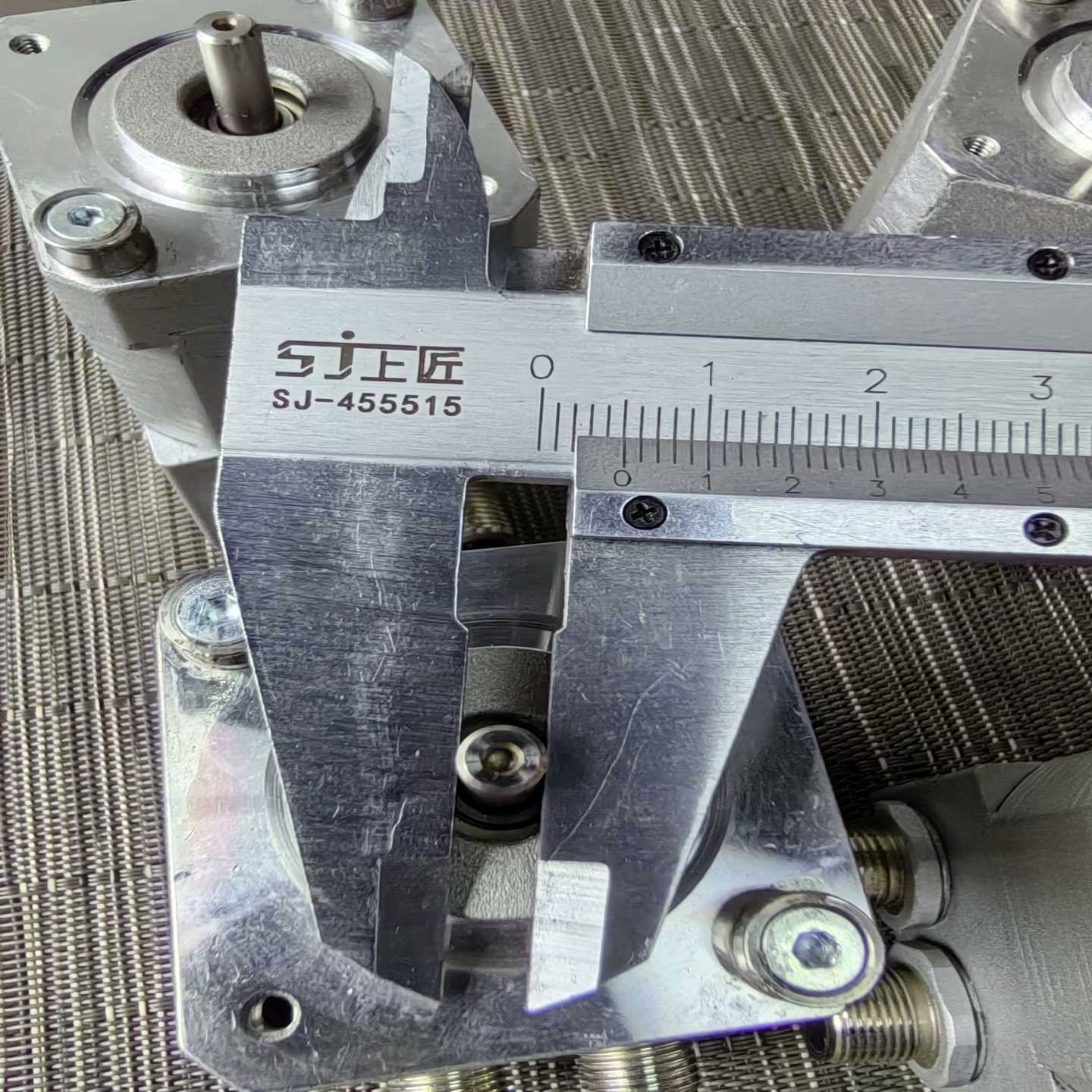 康耐视读码器，，DM60X-BRKS~议价