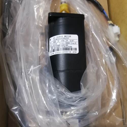议价SGM-01A3SU12原装安川100W带煞车伺服马达全新质保一年包邮询