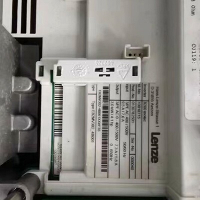 议价E82MV302-4B151 供应Lenze伦茨变频器质保一年实物拍摄谘询议