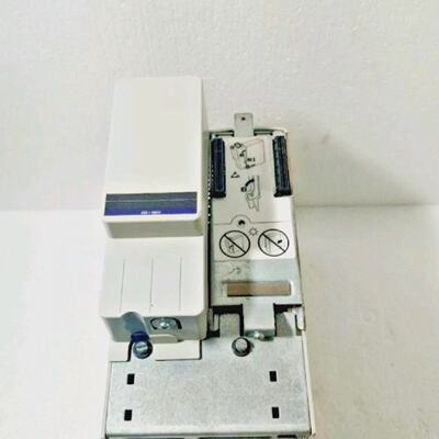 Modulo Di Azionamento Servo AllenBradley 2094BM05M  Per Part