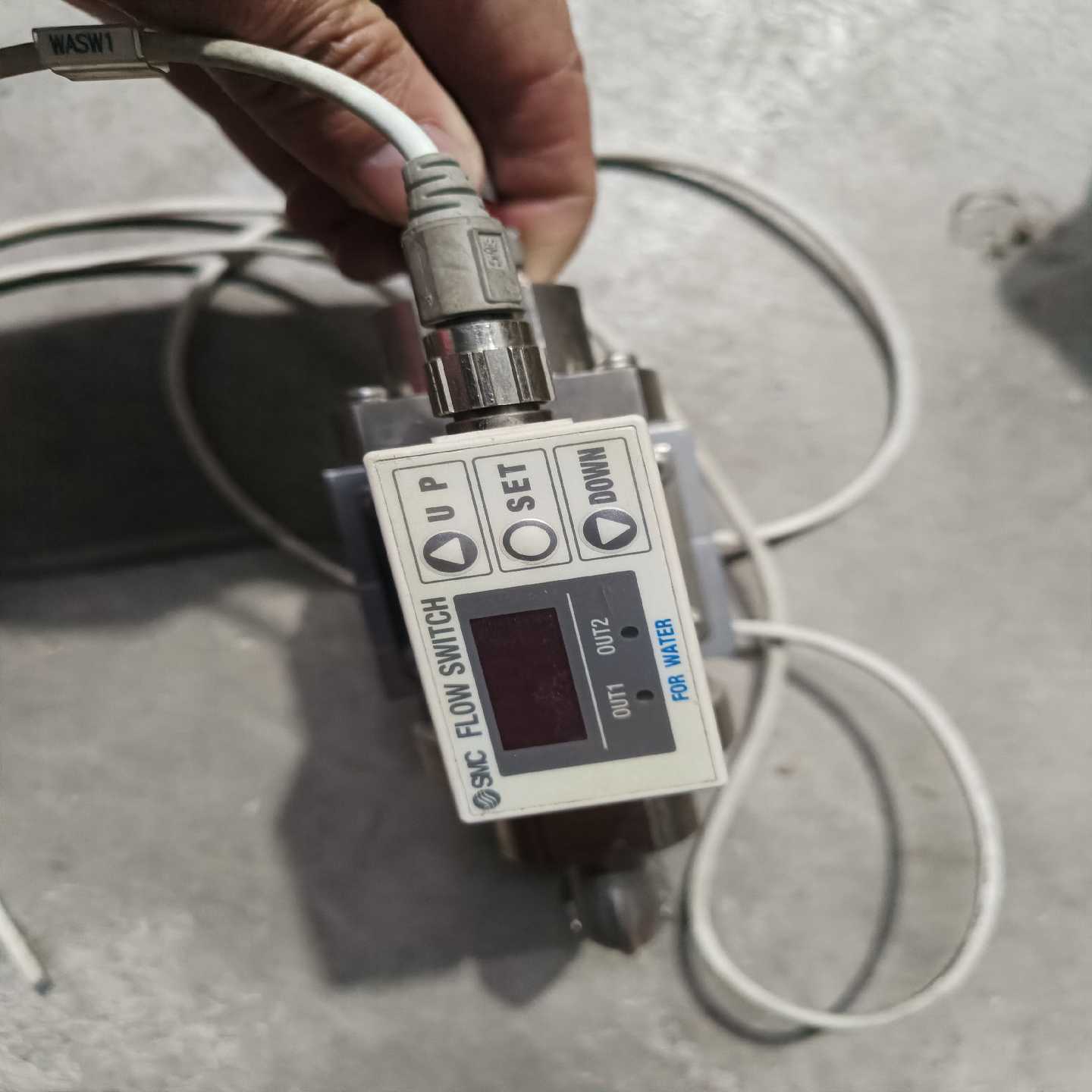 SMC水用流量开关PF2W704T-N03-67；议价