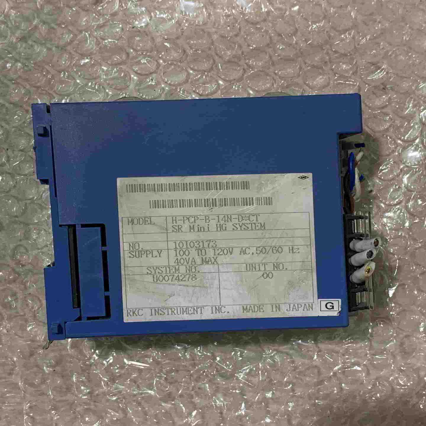 FRN0006C2S-7C 富士变频器， 实物拍摄--议价商品