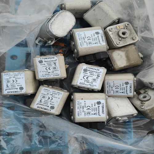 议价熔断器170M4465；170M4466；170M4468；