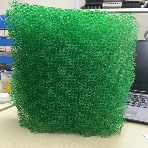 三维植被网三维土工网绿色遮盖网网格网防护网护坡网固土网盖土网