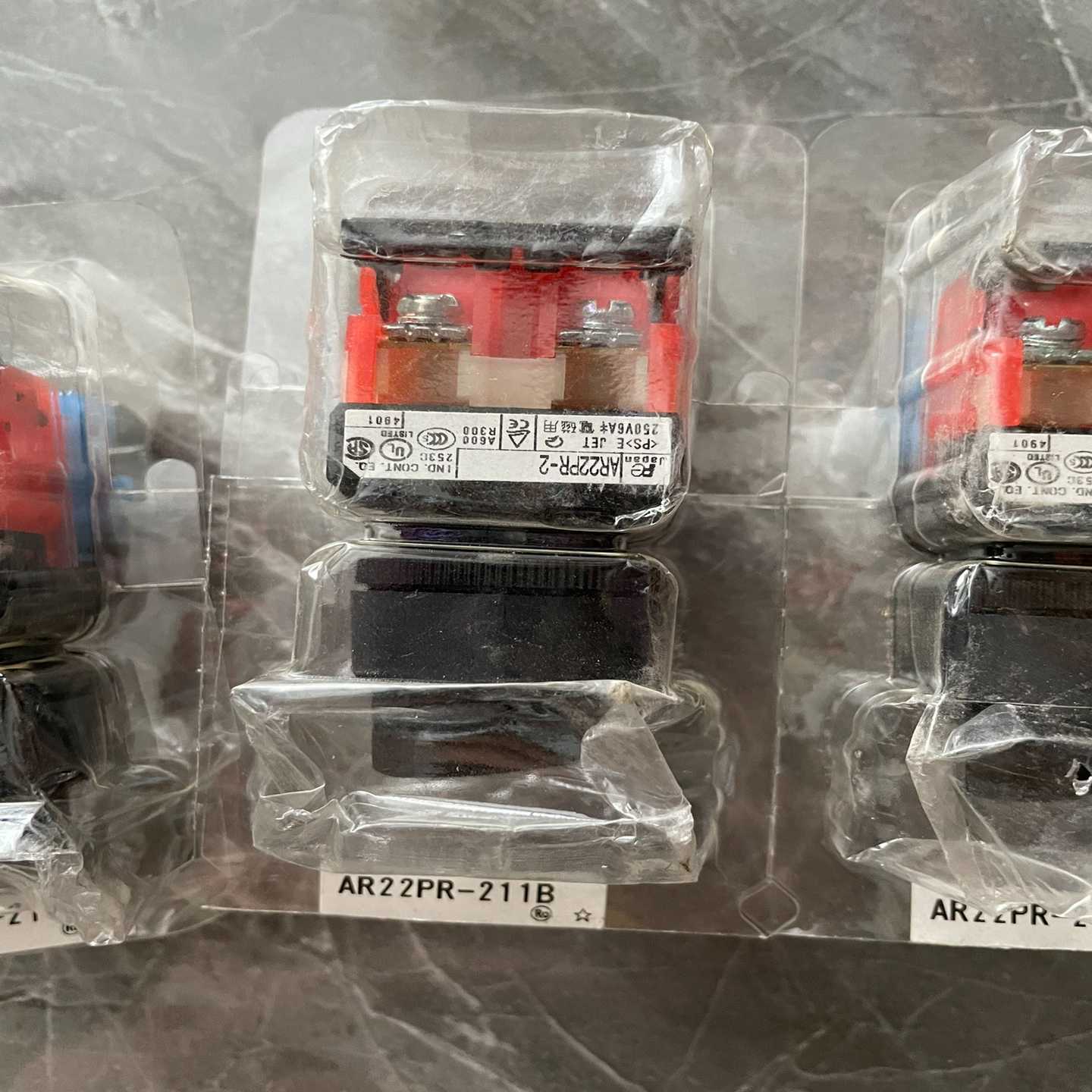 【议价】富士按钮AR22PR-2/AR22PR-211B