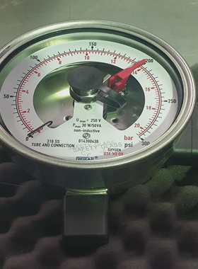 威卡232.30.100型压力表带报警触点0-20巴