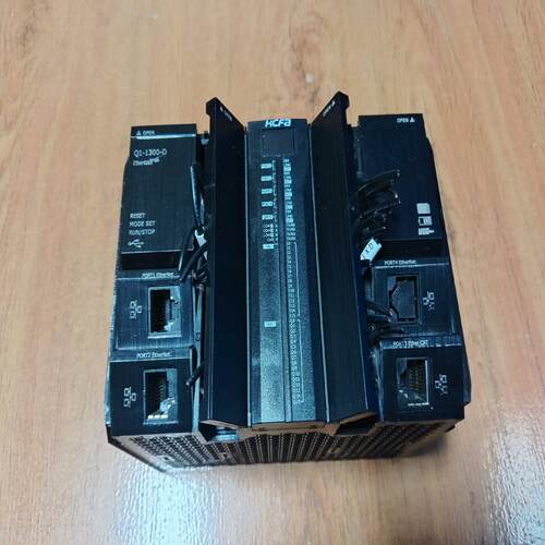 【星慕电子】禾川PLC HCQ1-1300-D2，功能正常，成色为实图