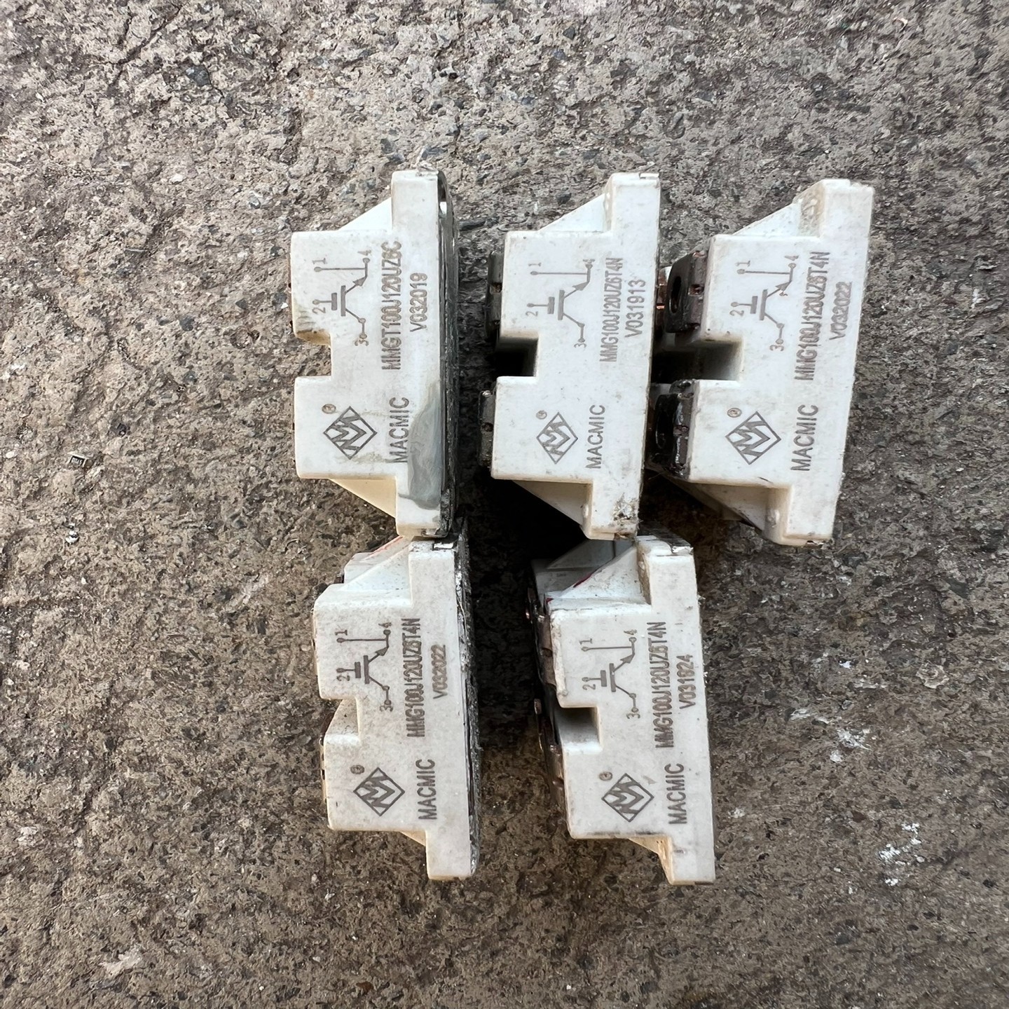 【请询价】MMG100J120UZ6T4N