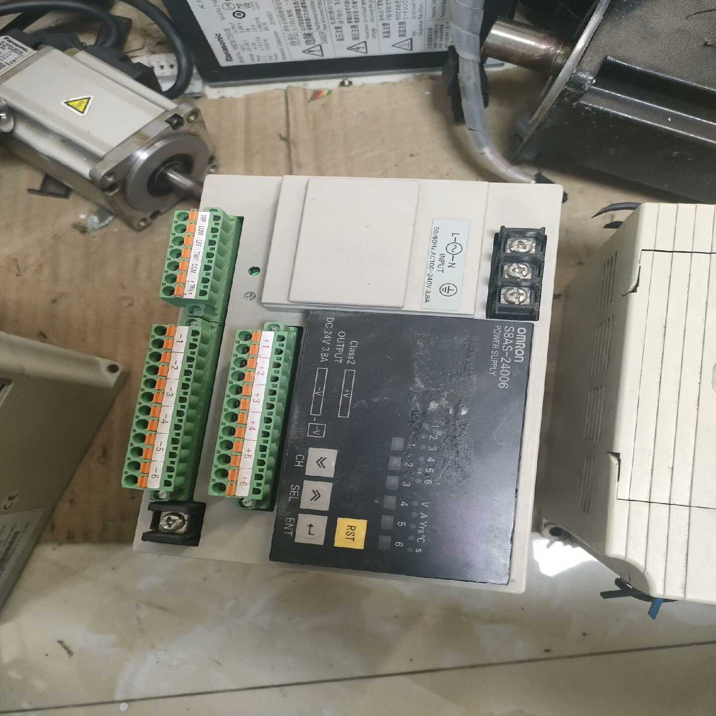 电源S8AS-24006询价