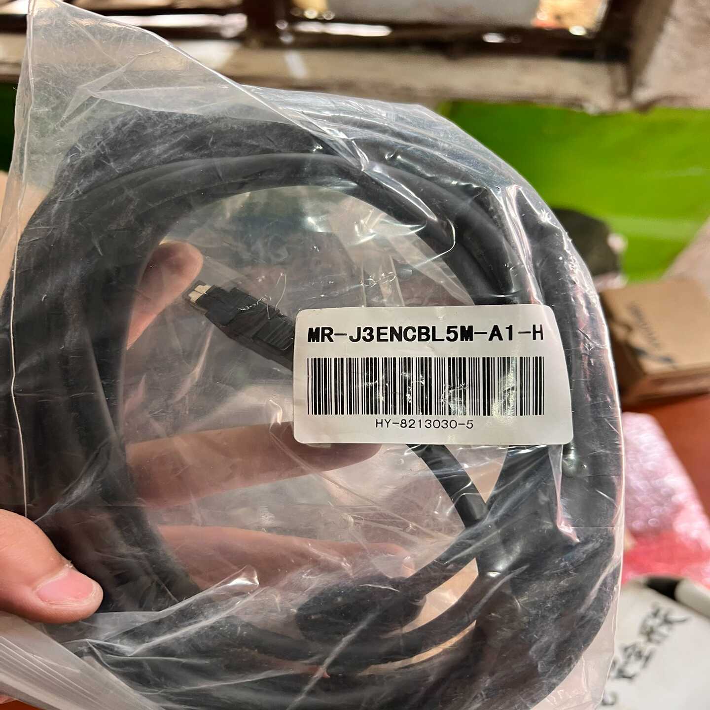 MR-J3ENCBL5M-A1-H三菱伺服电机编码线议价