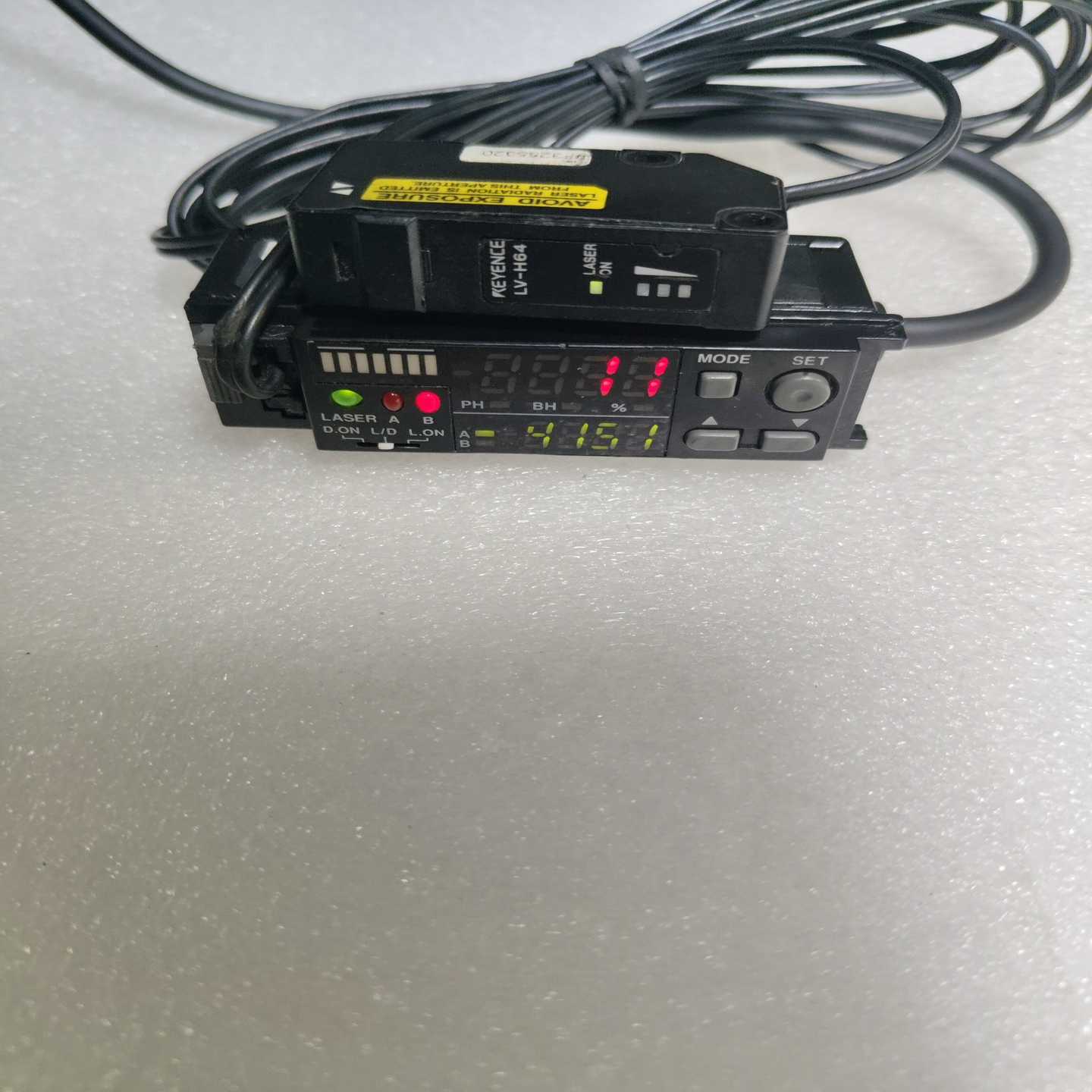 基恩士KEYENCELV-21A激光传感器套装--议价商品