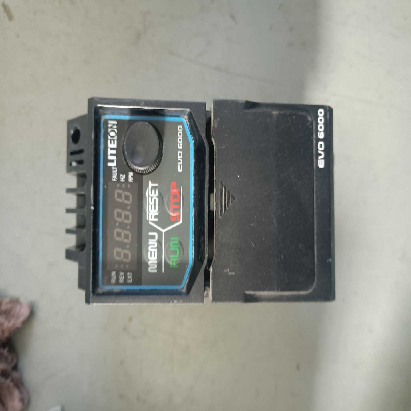 【议价】台湾光宝变频器EVO600043SD75E20F适用