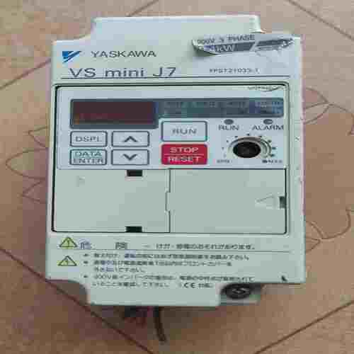 YASKAWA安川变频器CIMR-J7AA20P4旧货成~询价