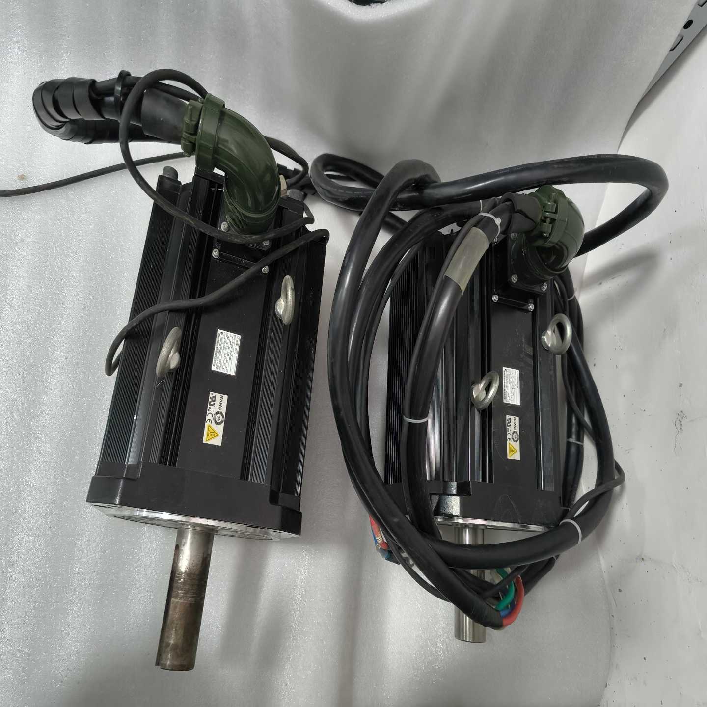 SGMGV-1AADA61 ，一点灰尘，功能，有~询价