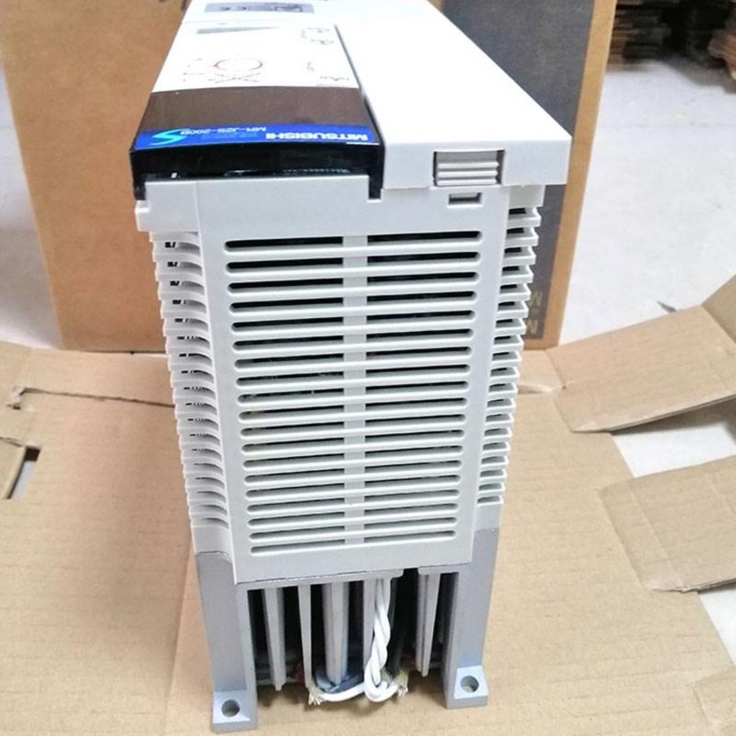 配件三菱驱动器MR-J2S-10B20B40B60B70B100B200B350B500B询价议价