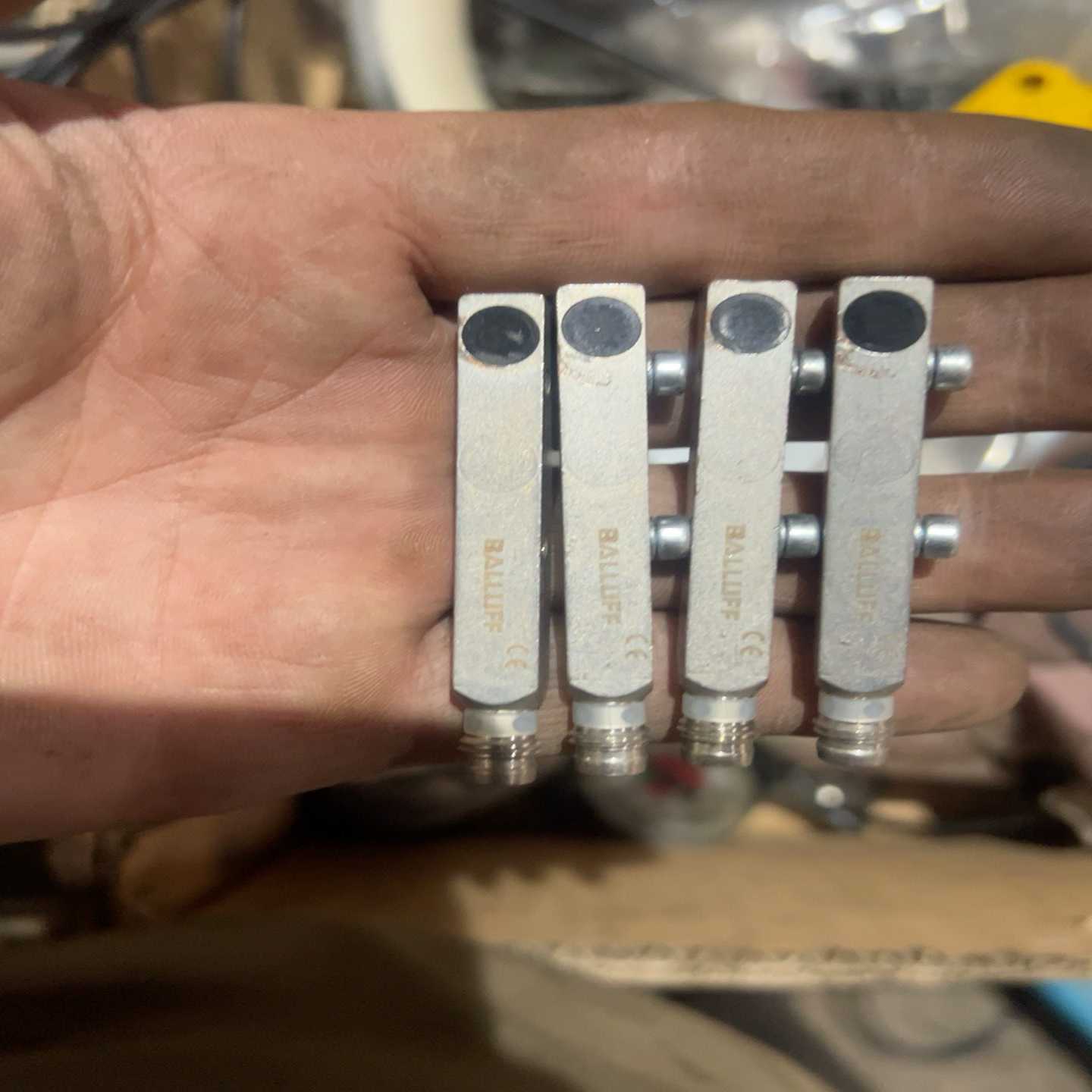 巴鲁夫BALLUFF传感器BES01U2询价