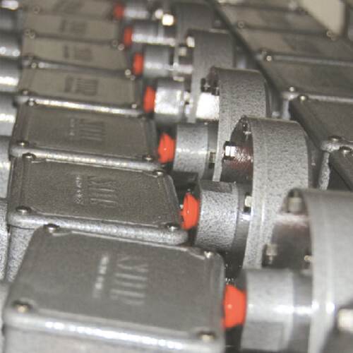 迅54PPK118N4B1A索尔开关4NNK118M4C2AYY原装414873ZX3399