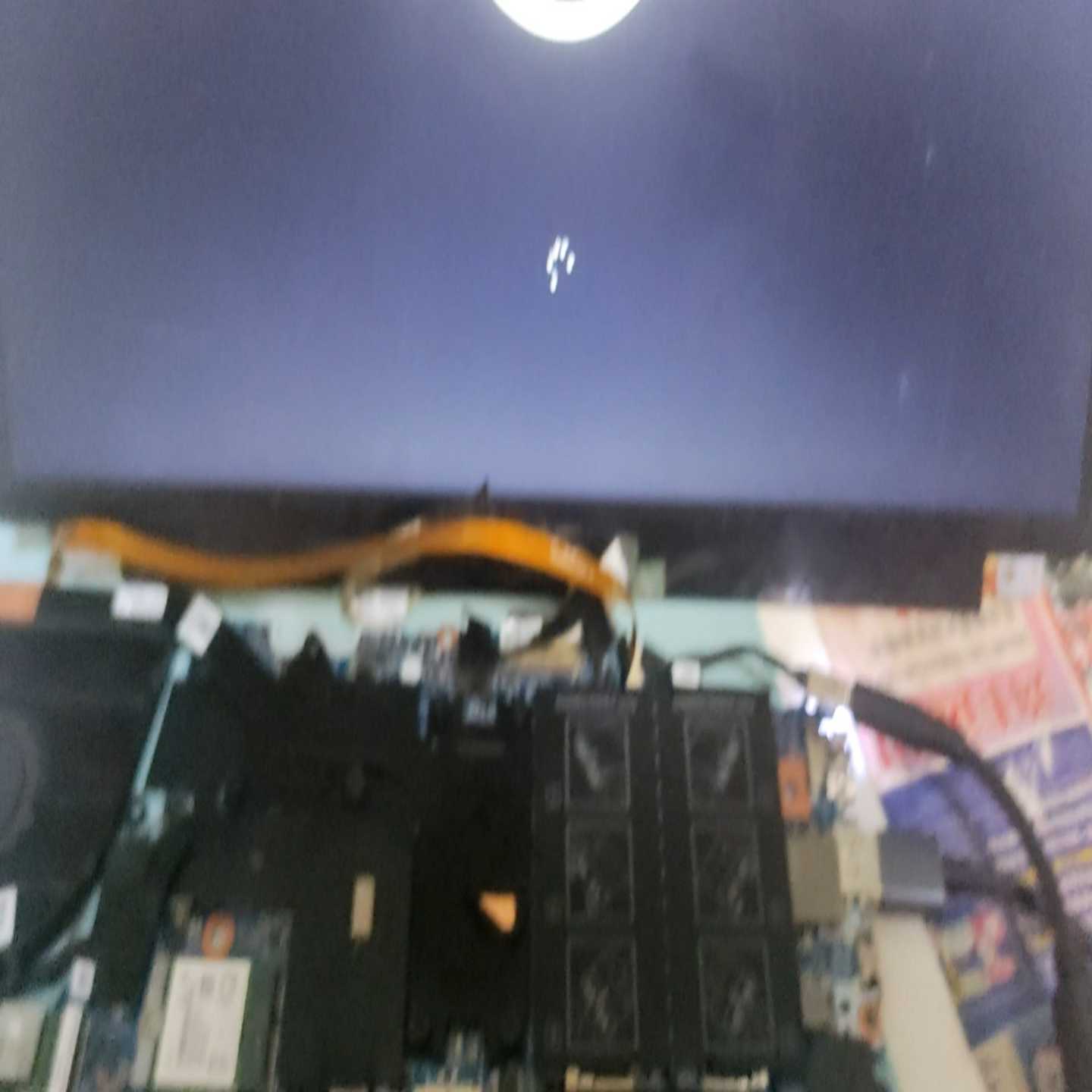 （议价）5502笔记本主板，11代i5cpu，独显。外壳摔坏了，